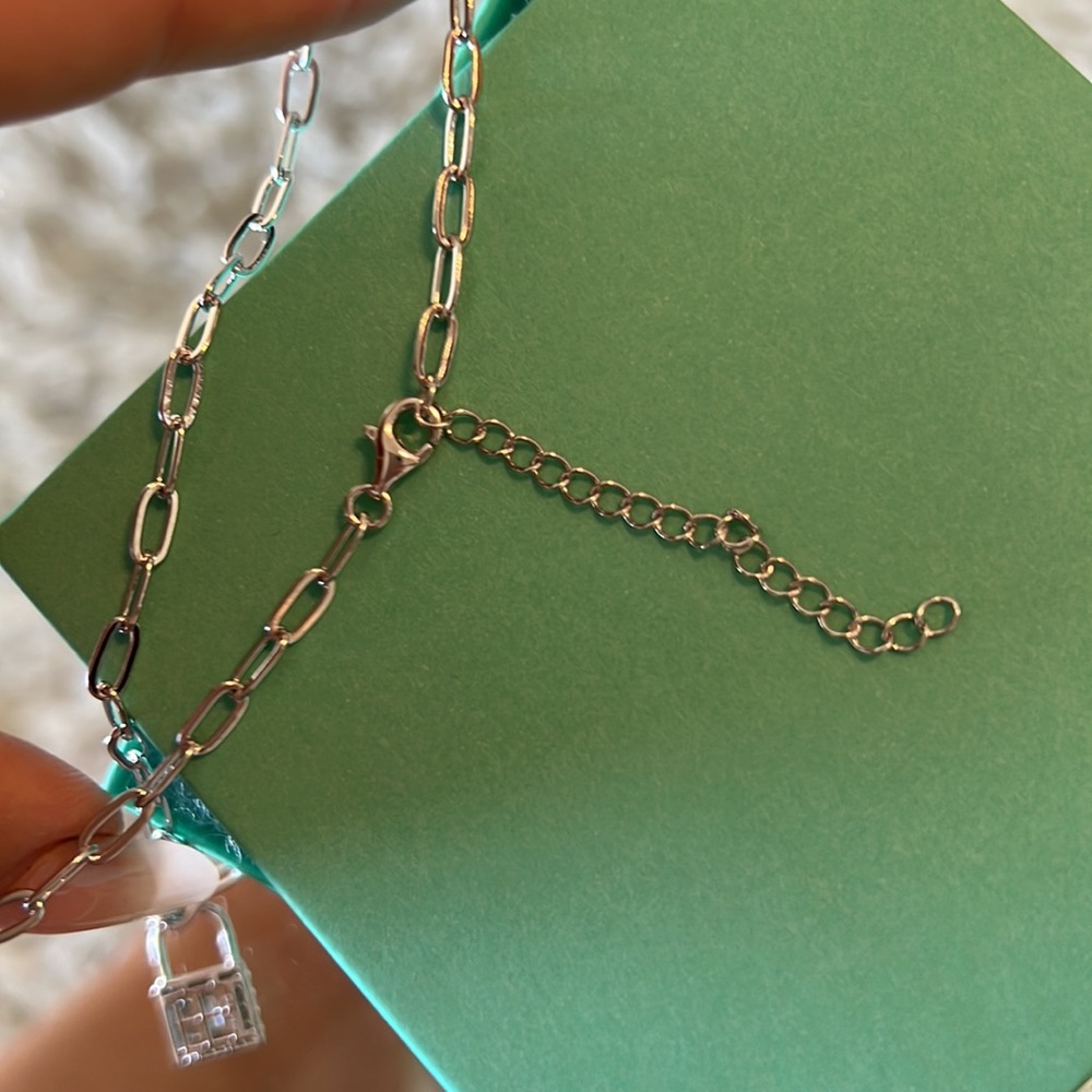 Crystal Lock Necklace - Picture 5 of 6
